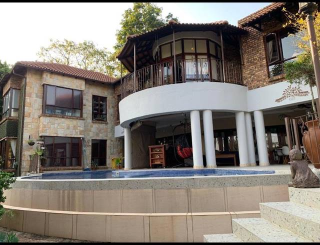 6 BEDROOM HOUSE FOR SALE IN WHITE RIVER COUNTRY ESTATE